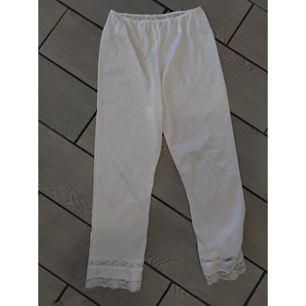 Vintage Movie Star White Nylon Petti-Pants Lace Trim Culotte Slip Medium 4080
